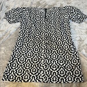 Loft black and white short sleeve mini dress